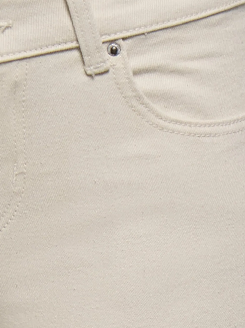 ONLLOLA Låg midja Utsvängd passform Jeans