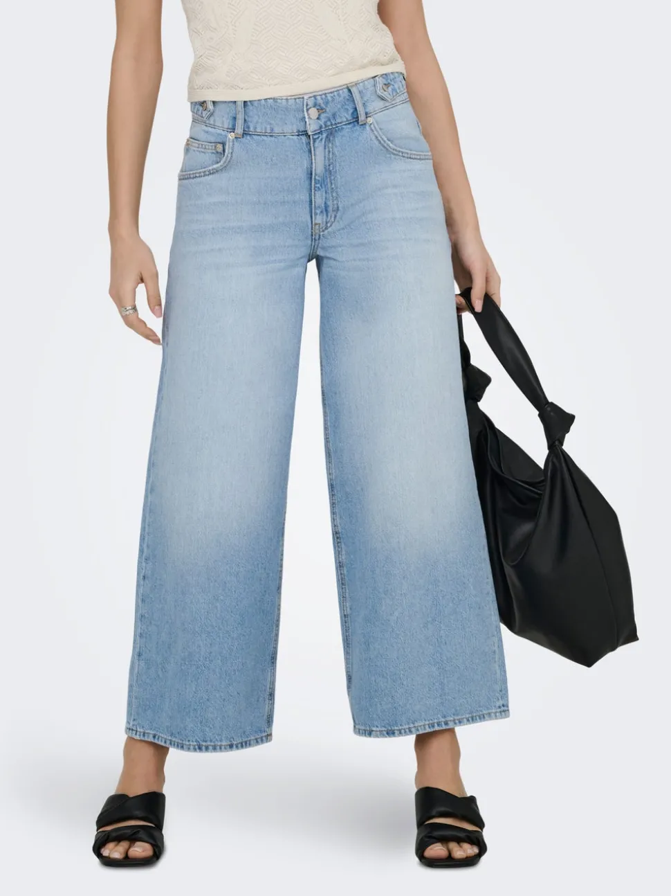 ONLLORAN Medelhög midja Vida ben Jeans