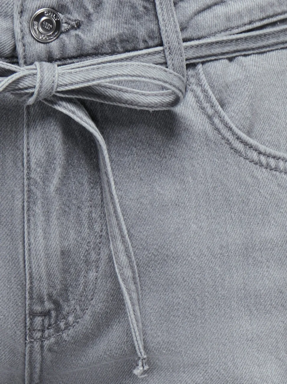 ONLLUMI Medelhög midja Vida ben Denimshorts