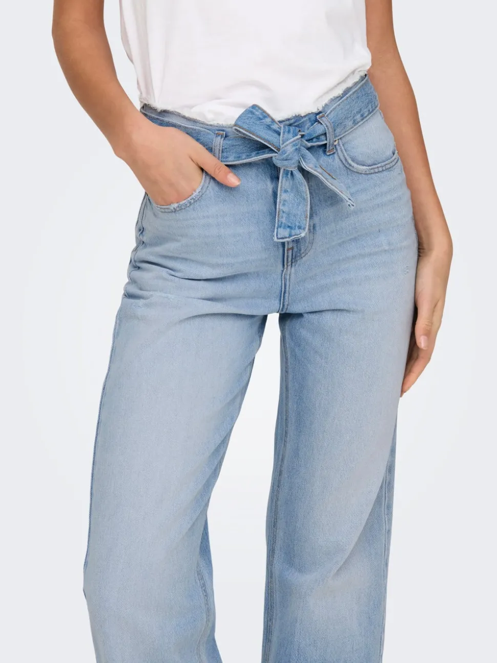 ONLMADDIE Hög midja Vida ben Jeans