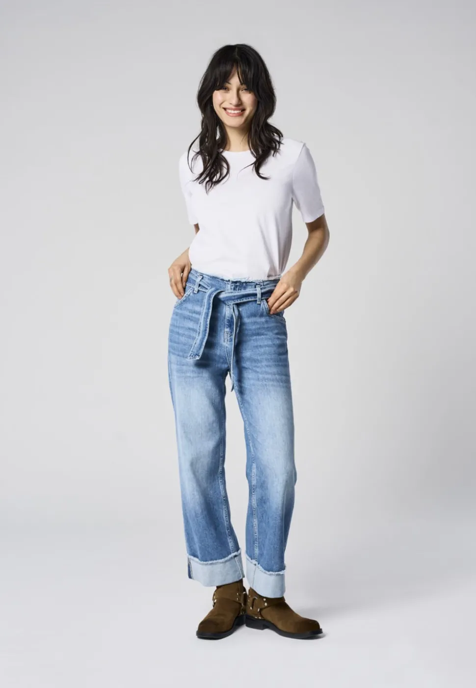 ONLMADDIE Hög midja Vida ben Jeans