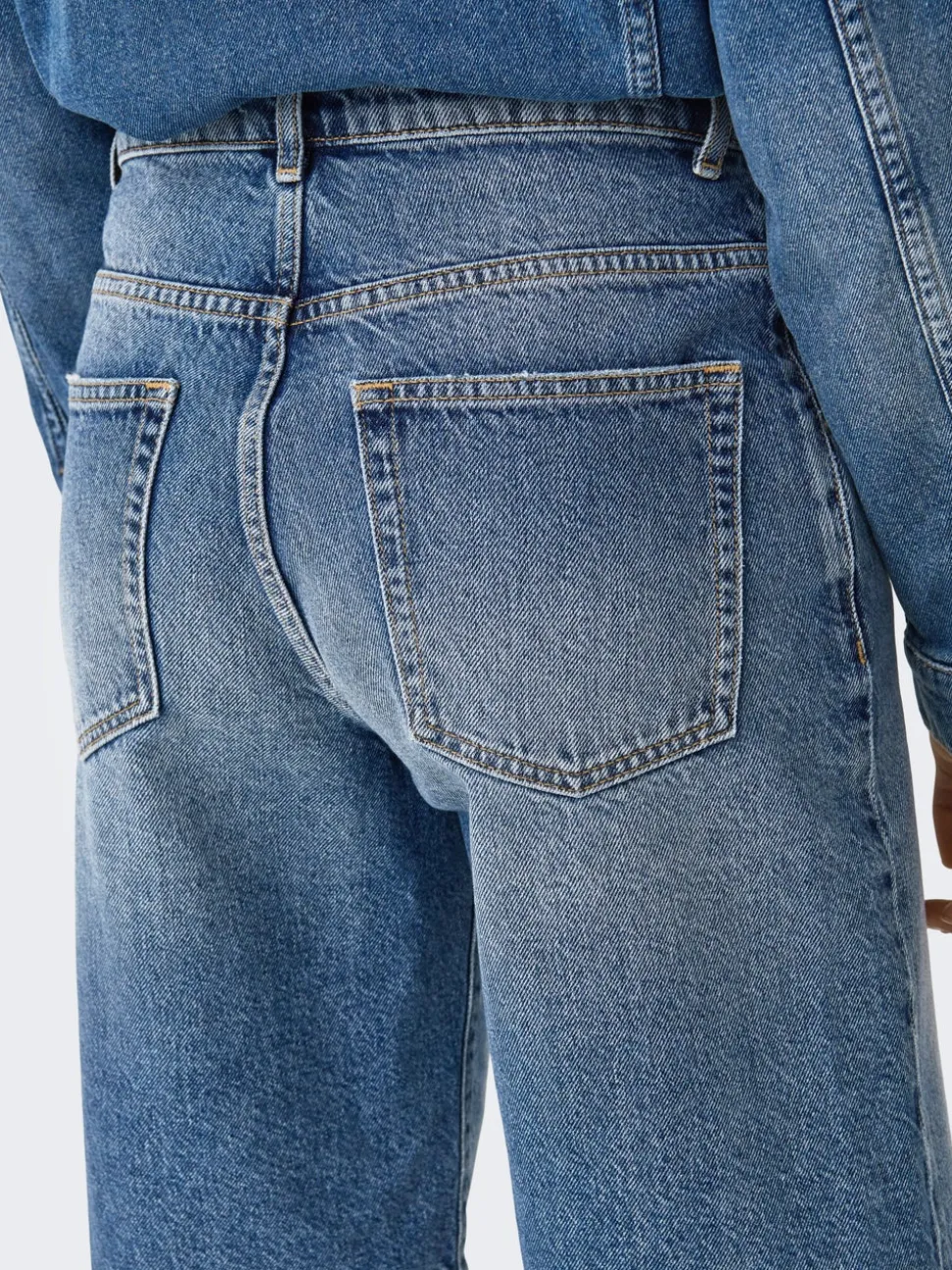 ONLMATE Medelhög midja Baggy Fit Denimshorts