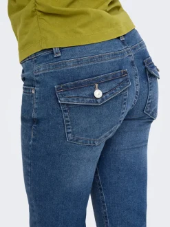 ONLPHOEBE Låg midja Utsvängd passform Jeans