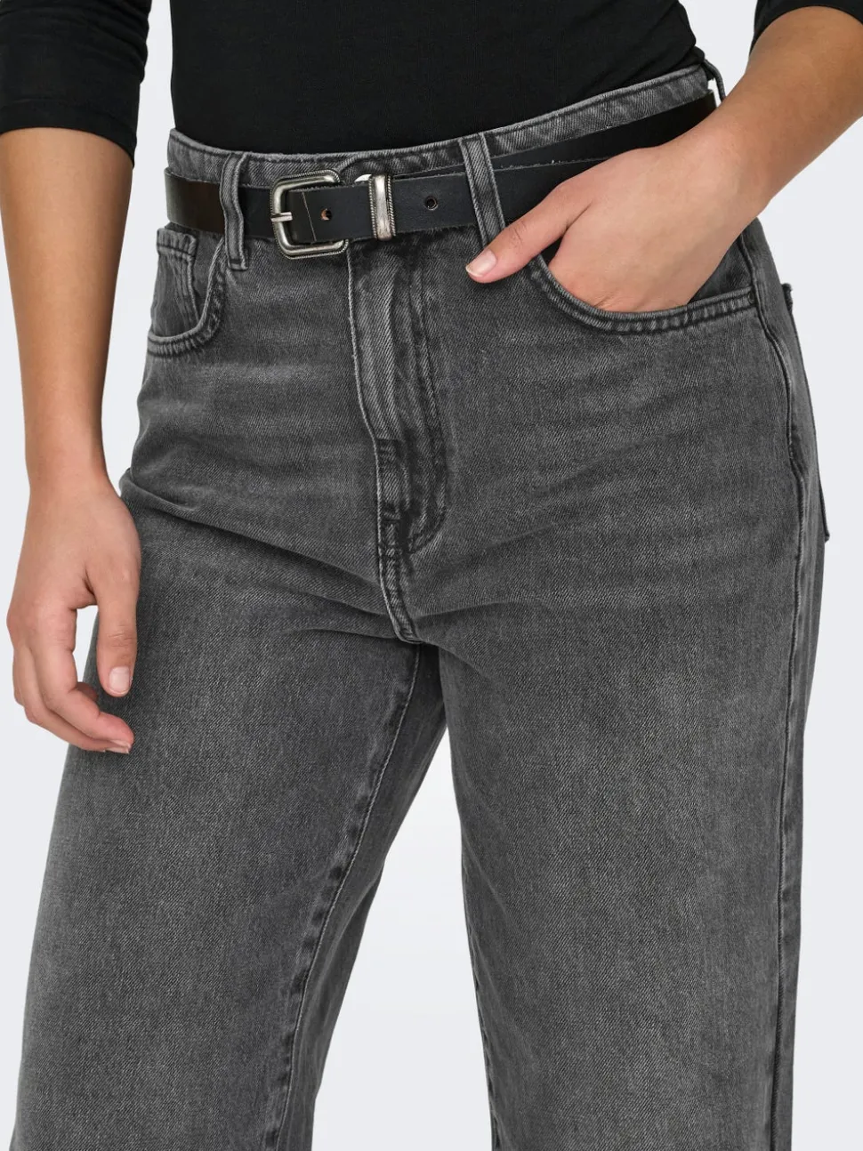 ONLROBYN Medelhög midja Rak passform Jeans