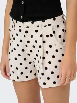 ONLTAMILA Normal passform Shorts
