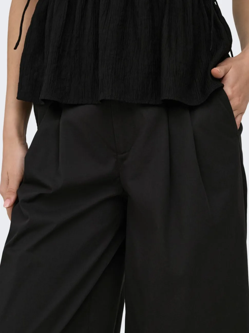 ONLTANNY Cropped Fit Culottebyxor