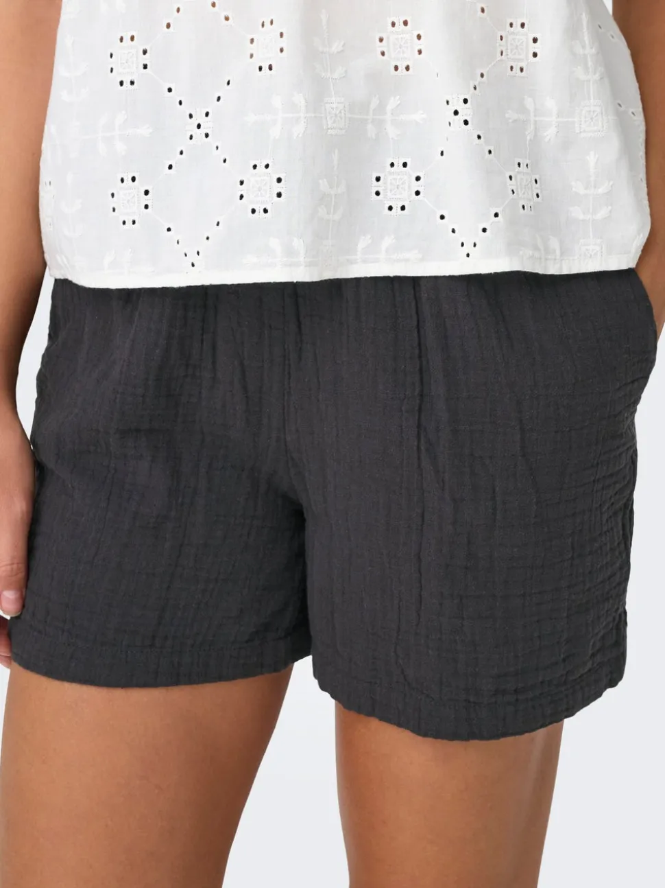 ONLTHYRA Normal passform Shorts