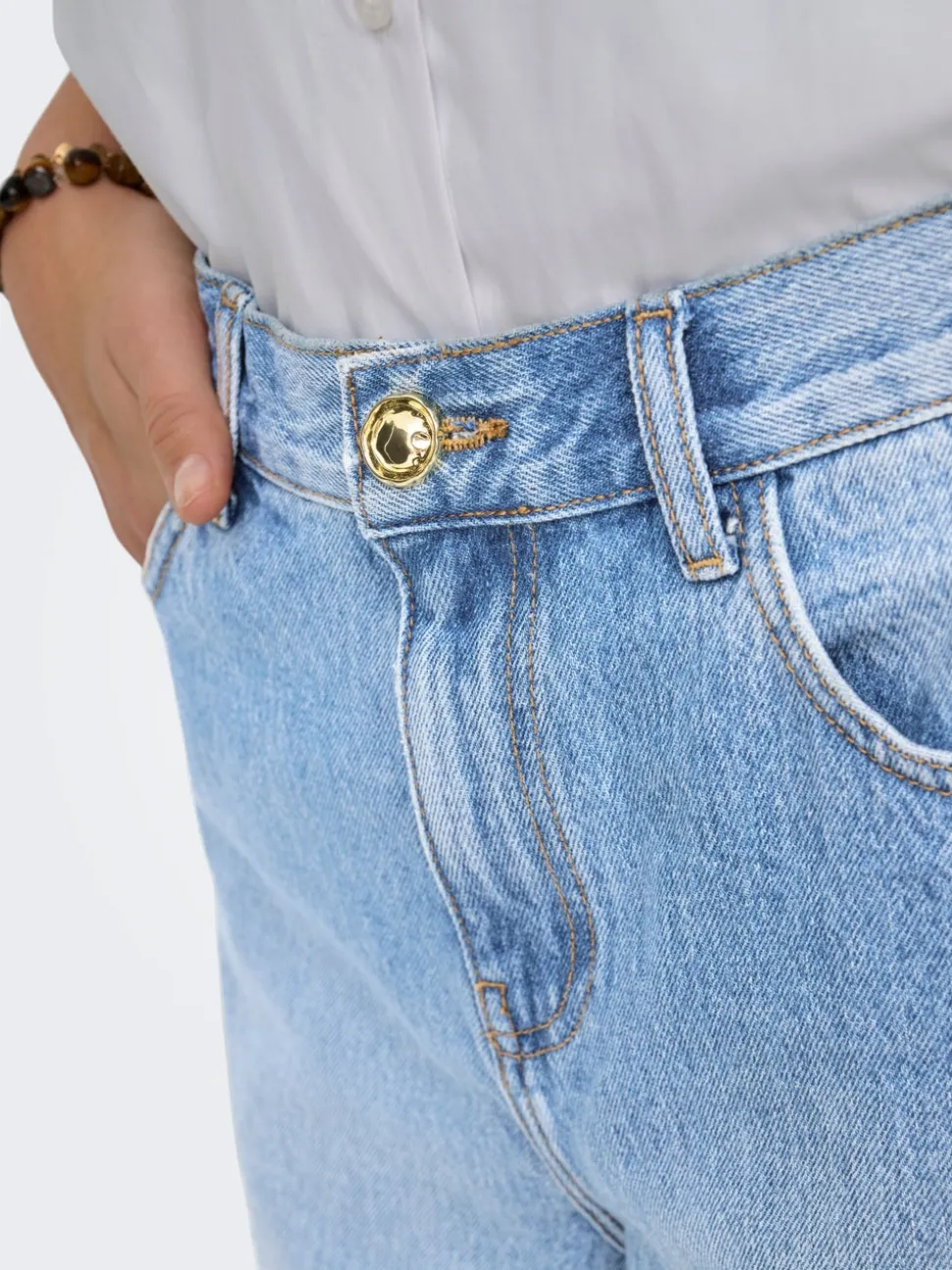 ONLZAGU-DORSI Medelhög midja Lös passform Denimshorts