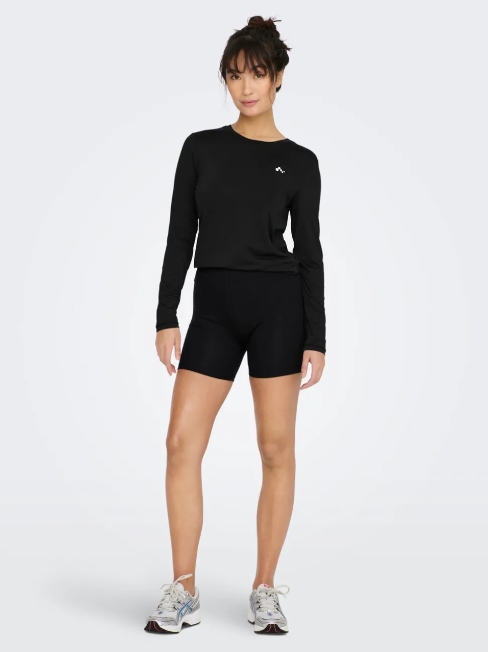 ONPNOON Medelhög midja Slim Fit Shorts