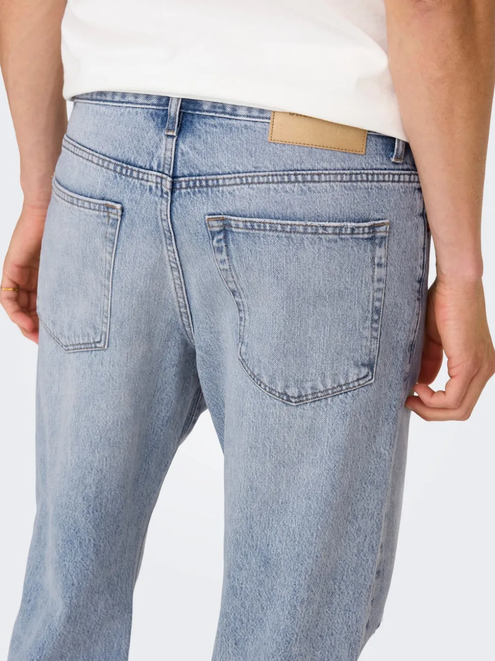 ONSEDGE Medelhög midja Rak passform Jeans