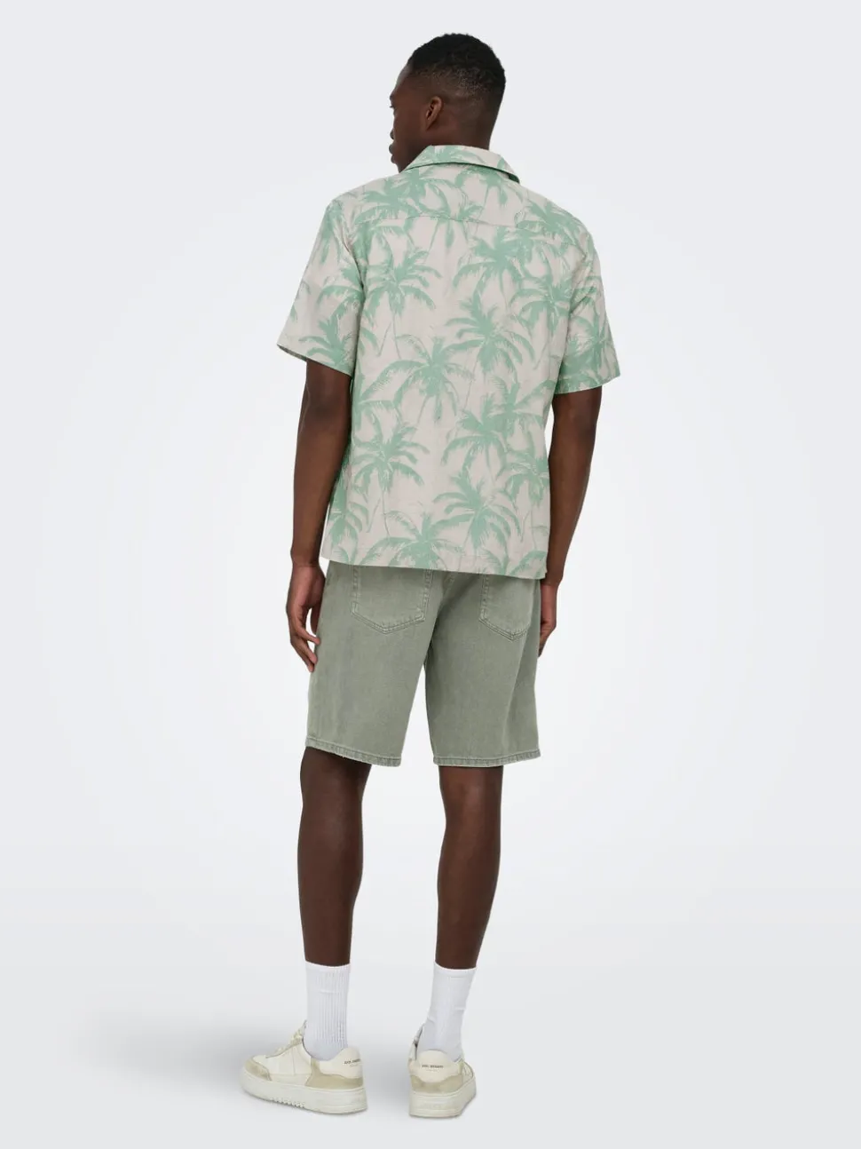 ONSEDGE Medelhög midja Rak passform Shorts