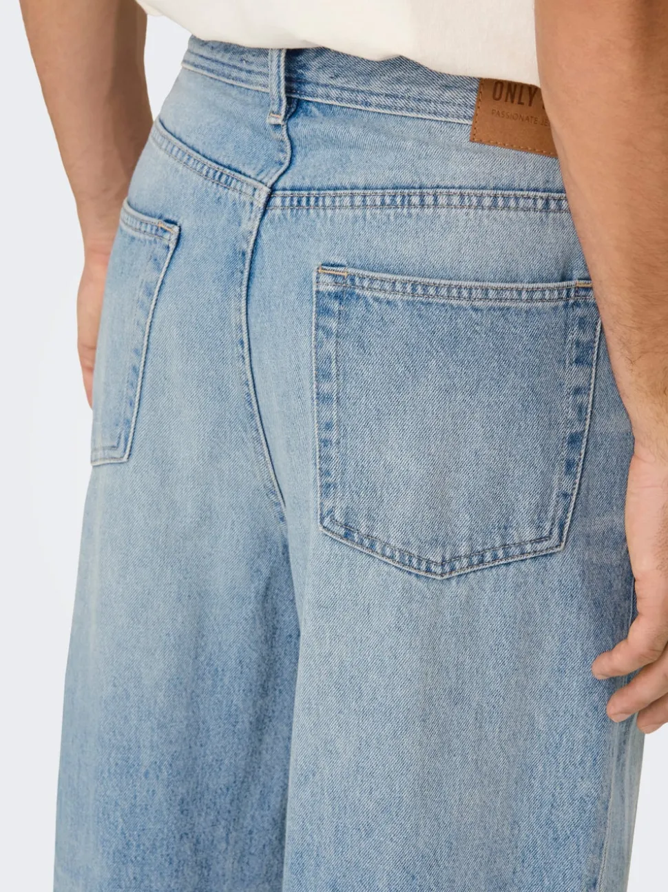 ONSFADE Medelhög midja Lös passform Jeans