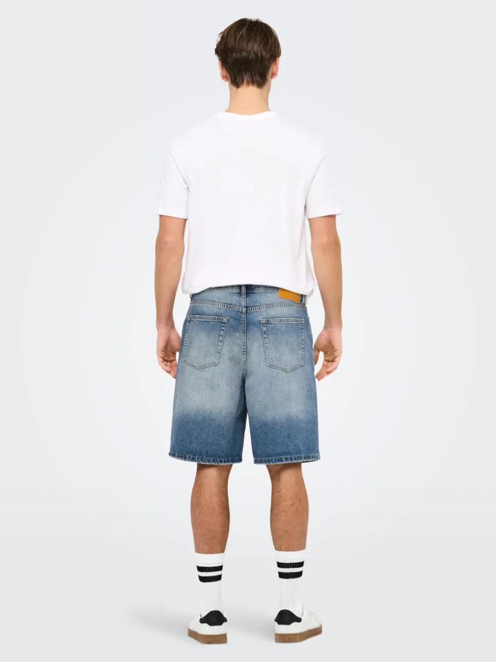 ONSFADE Medelhög midja Lös passform Shorts