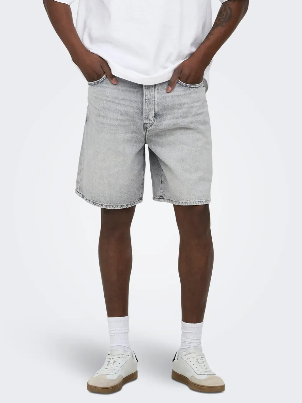 ONSFADE Medelhög midja Lös passform Shorts