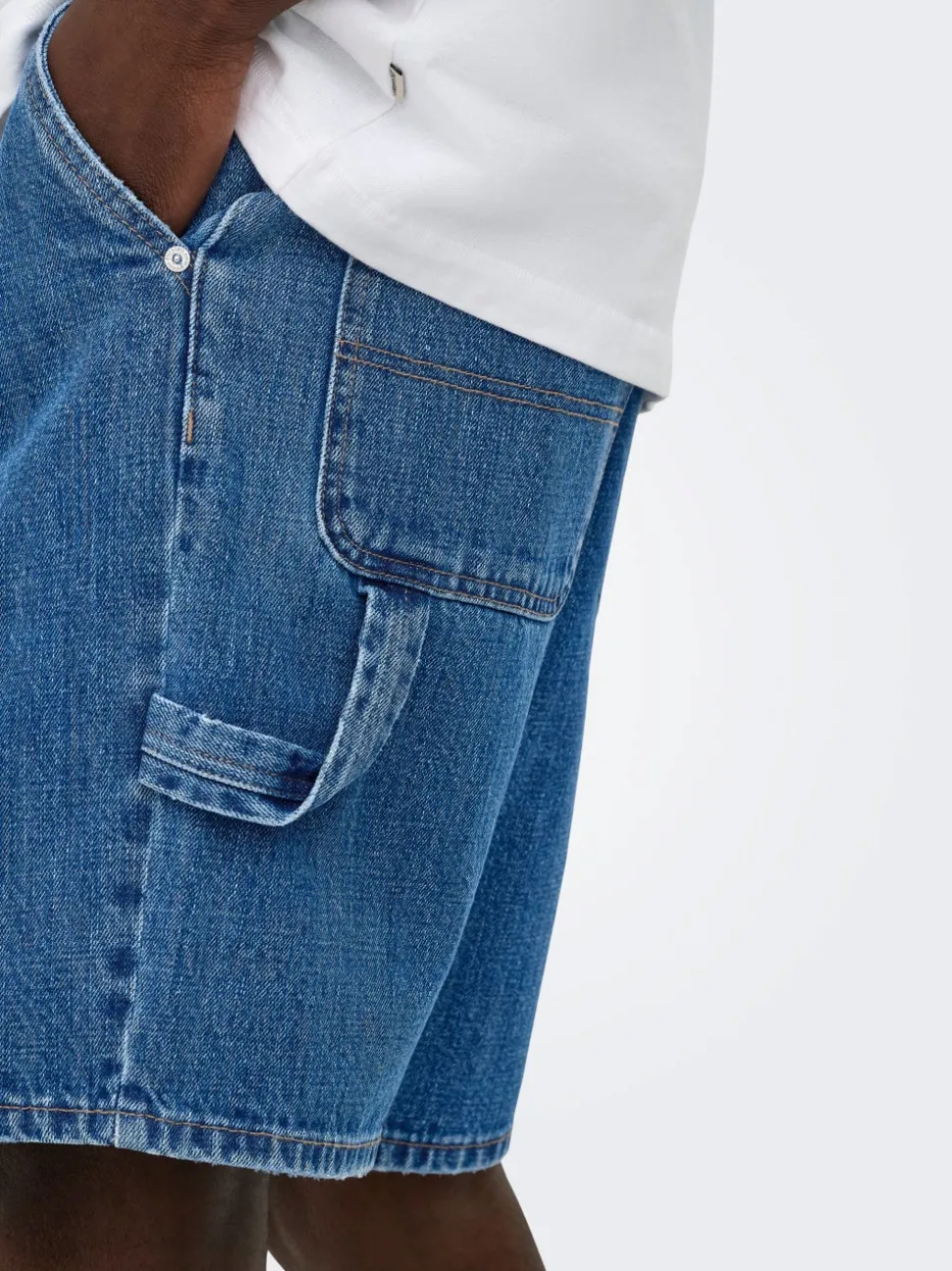 ONSFADE Medelhög midja Lös passform Shorts