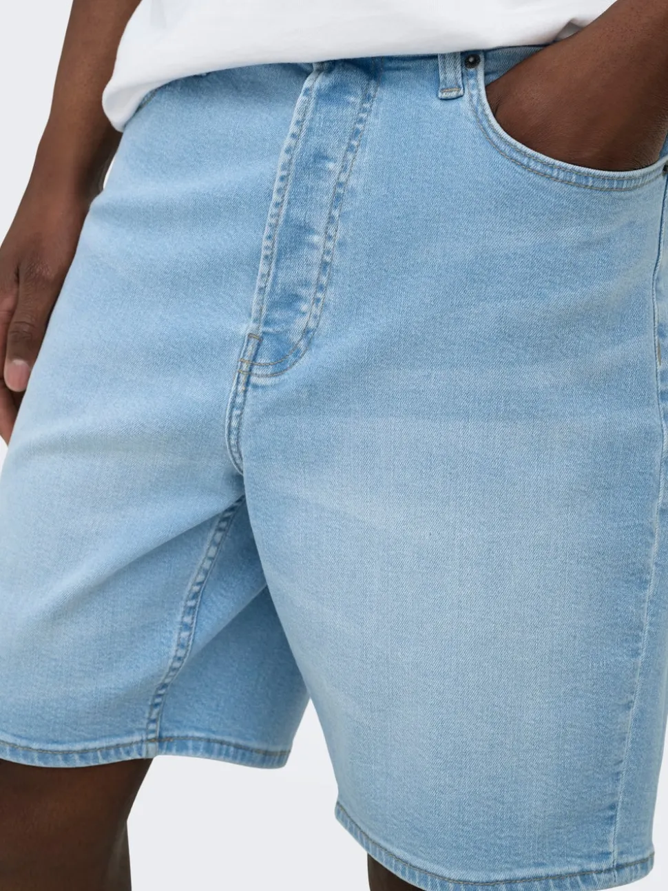 ONSFADE Medelhög midja Lös passform Shorts