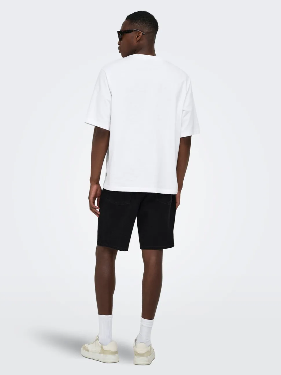 ONSFADE Medelhög midja Lös passform Shorts