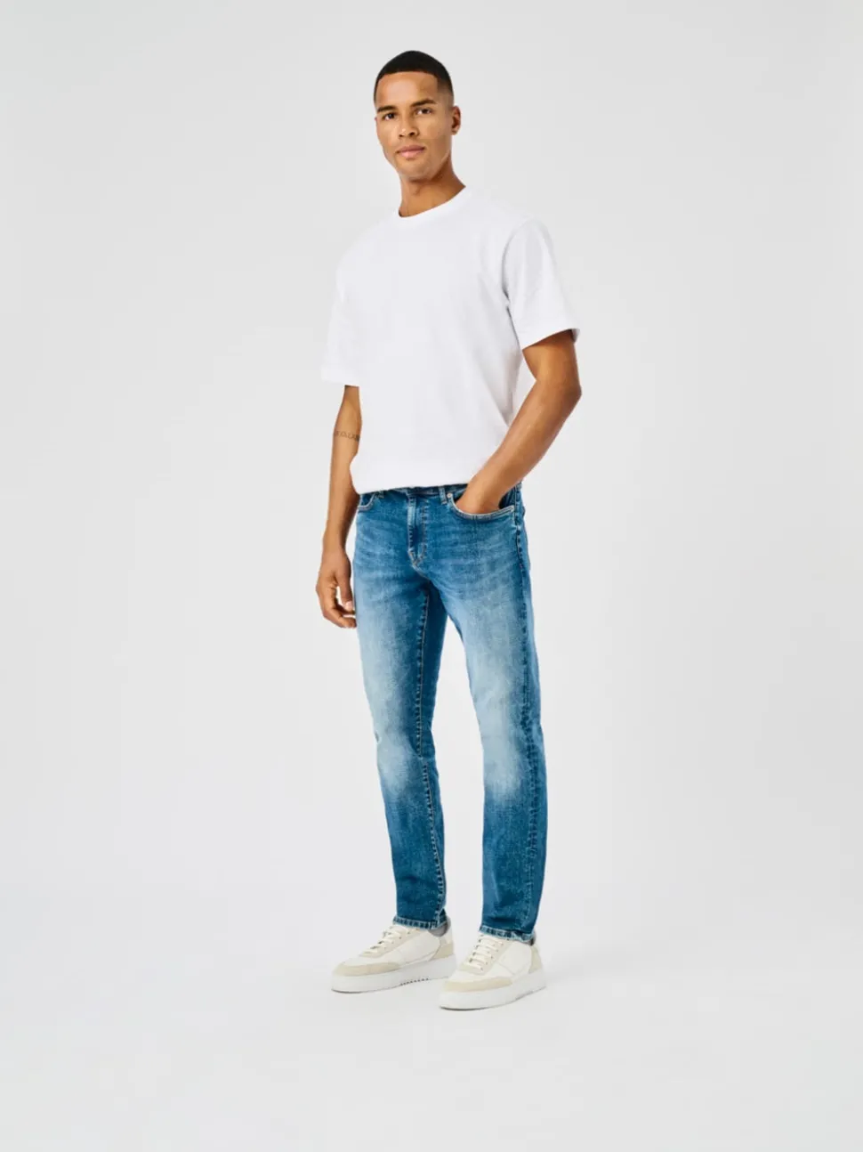ONSWEFT Medelhög midja Normal passform Jeans