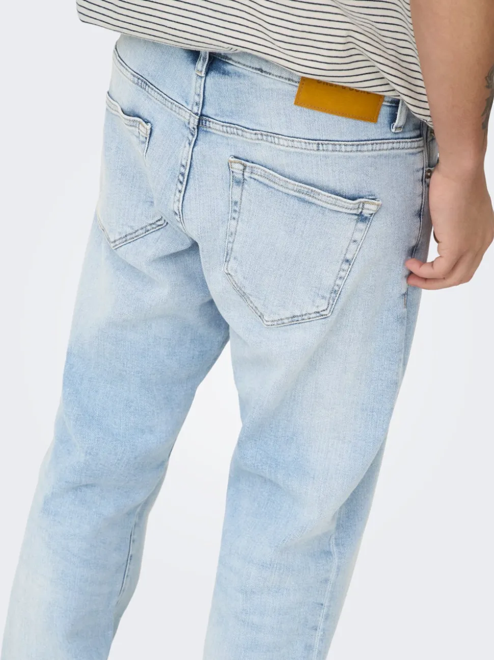 ONSWEFT Medelhög midja Normal passform Jeans