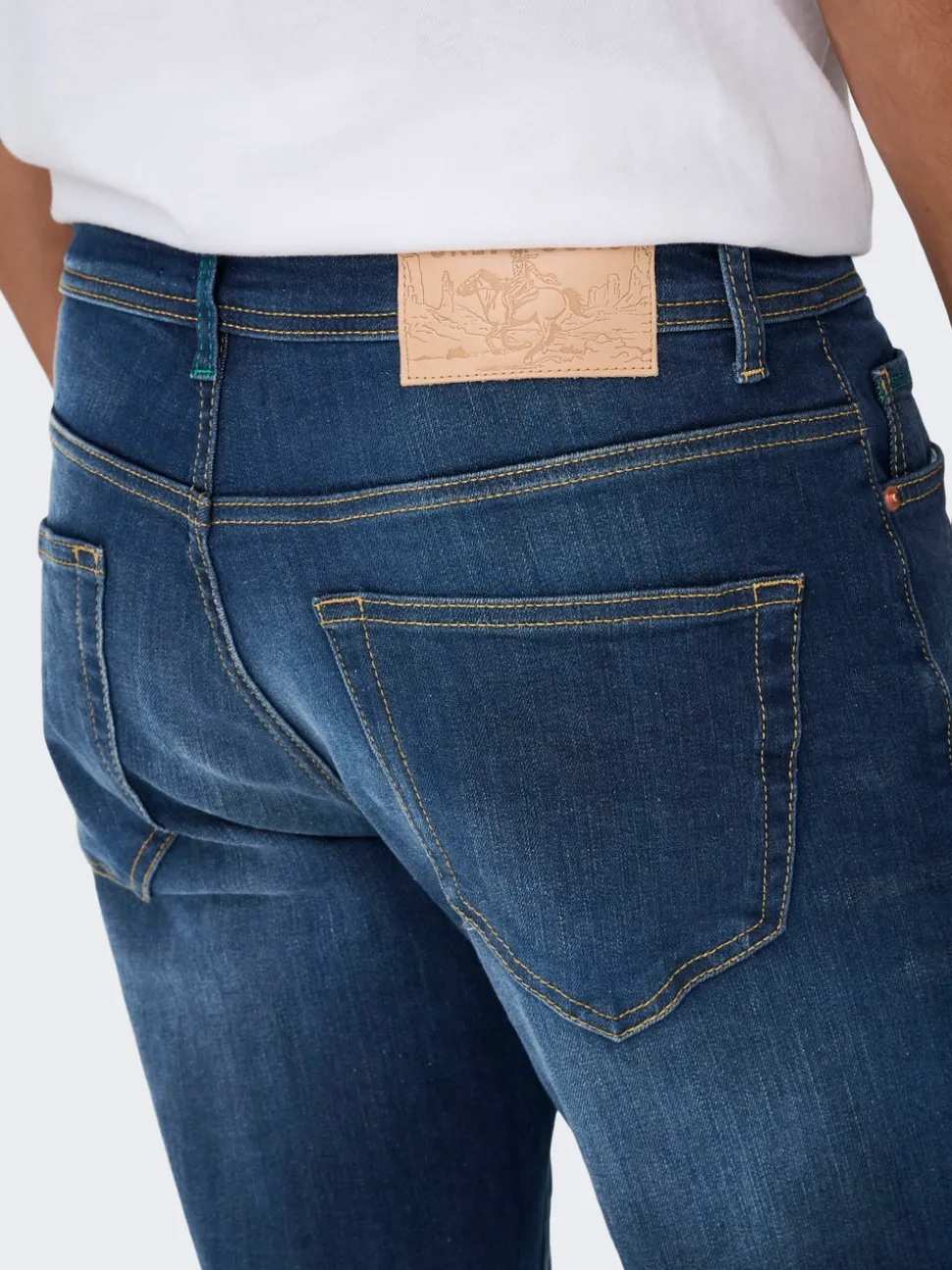 ONSWEFT Medelhög midja Normal passform Jeans