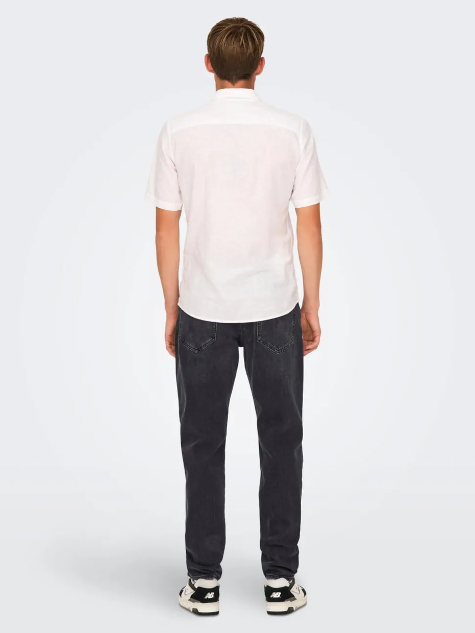 ONSYOKE Medelhög midja Avsmalnande passform Jeans