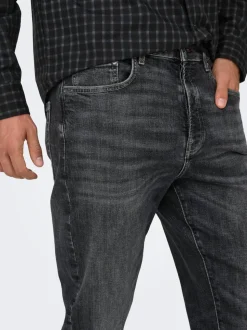 ONSYOKE Medelhög midja Avsmalnande passform Jeans