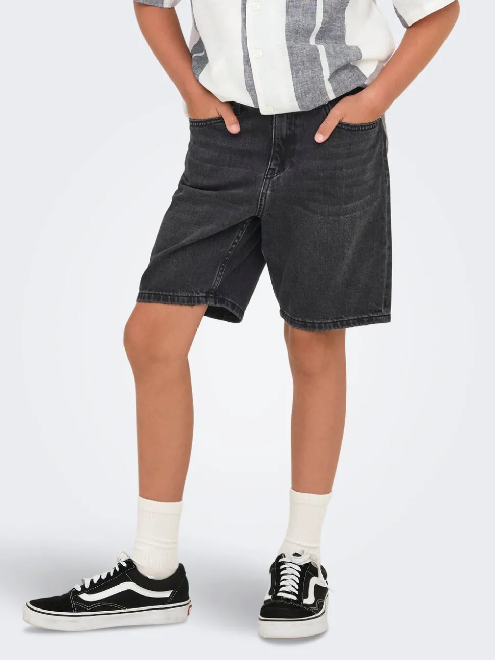 OSJEDGE Medelhög midja Rak passform Shorts